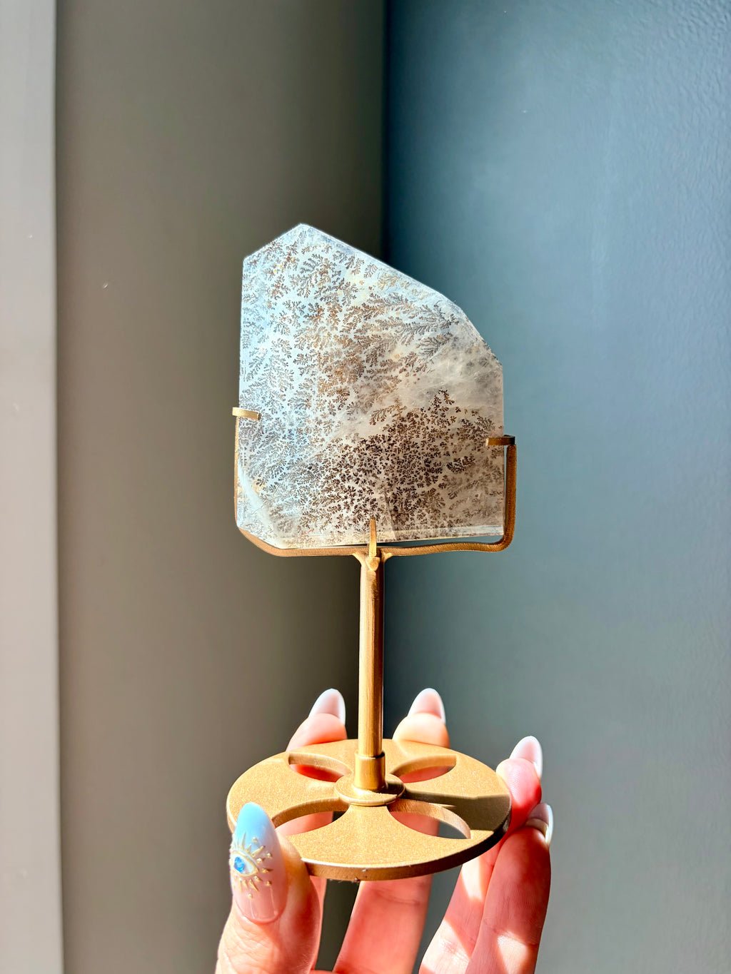 Dendritic Quartz Freeform on Gold Stand