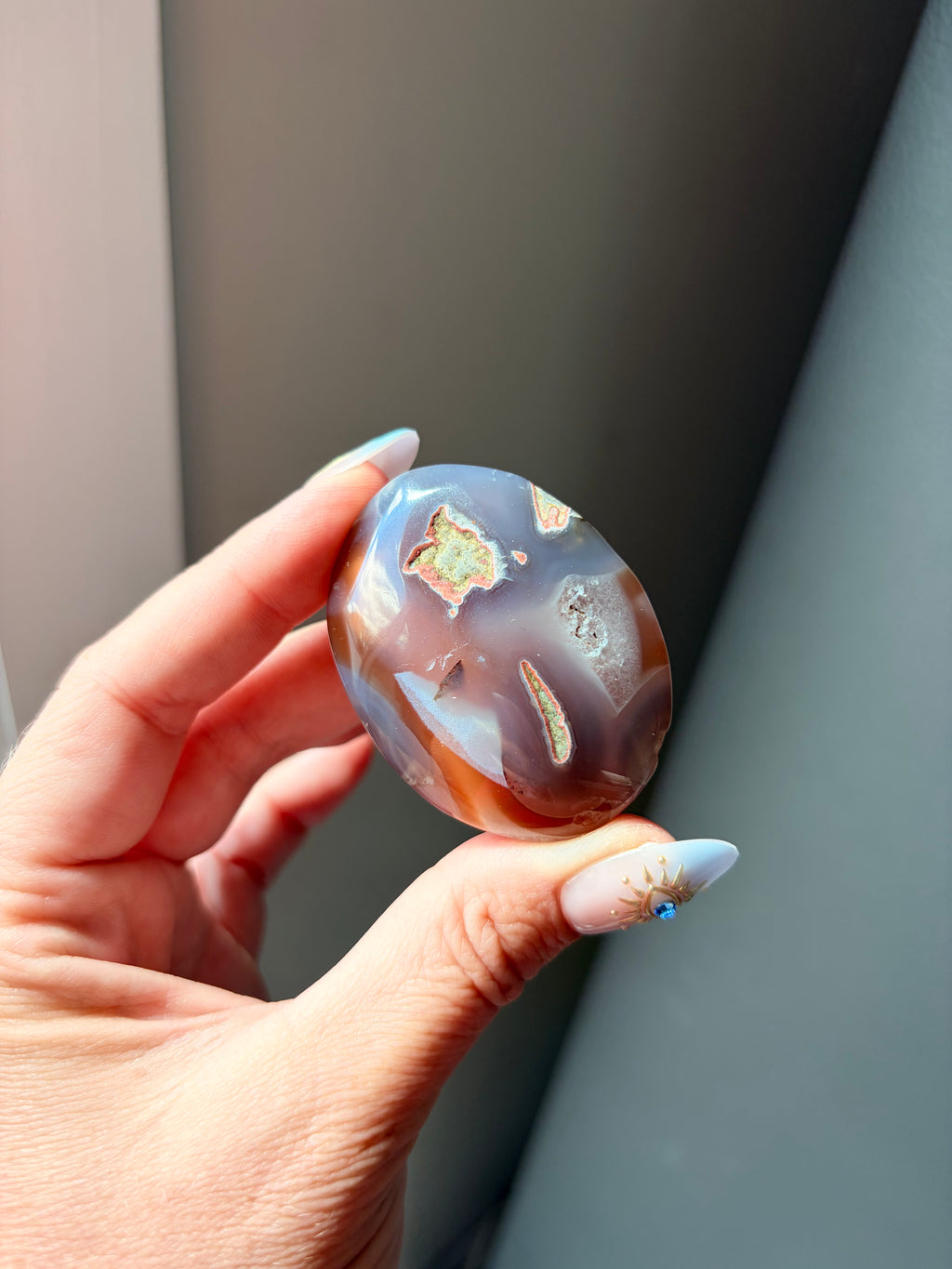 Swazi Agate Palm Stone