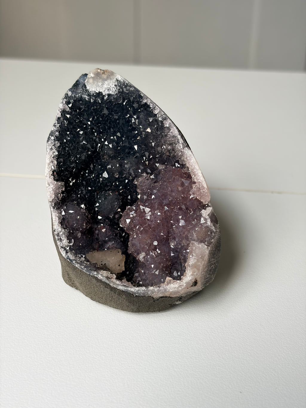 Crystallized Apophyllite on Chalcedony with Calcite Freeform