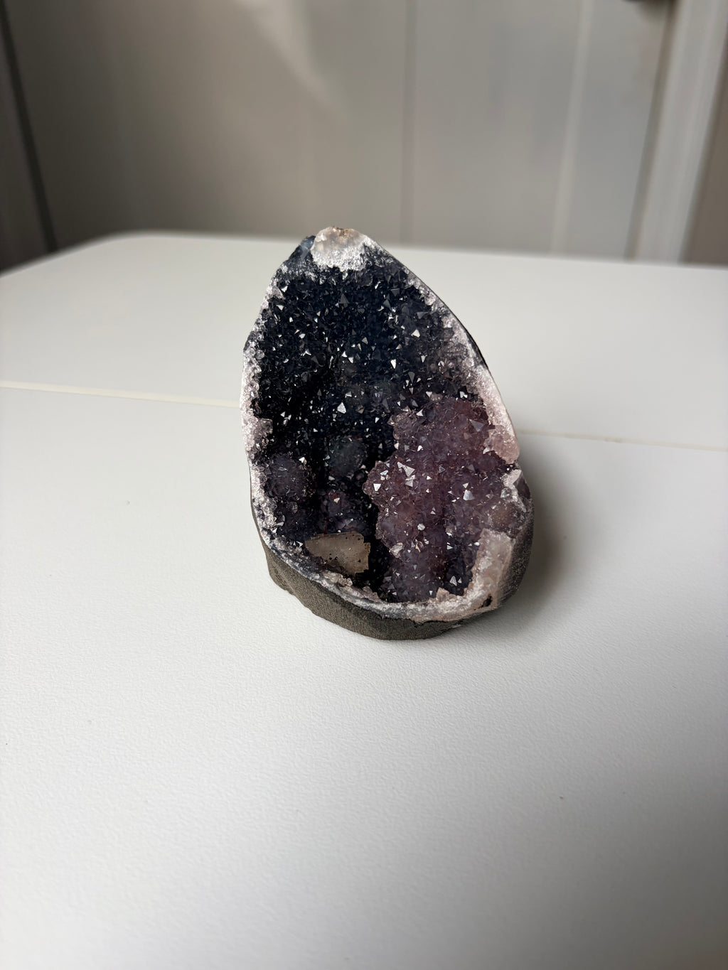 Crystallized Apophyllite on Chalcedony with Calcite Freeform