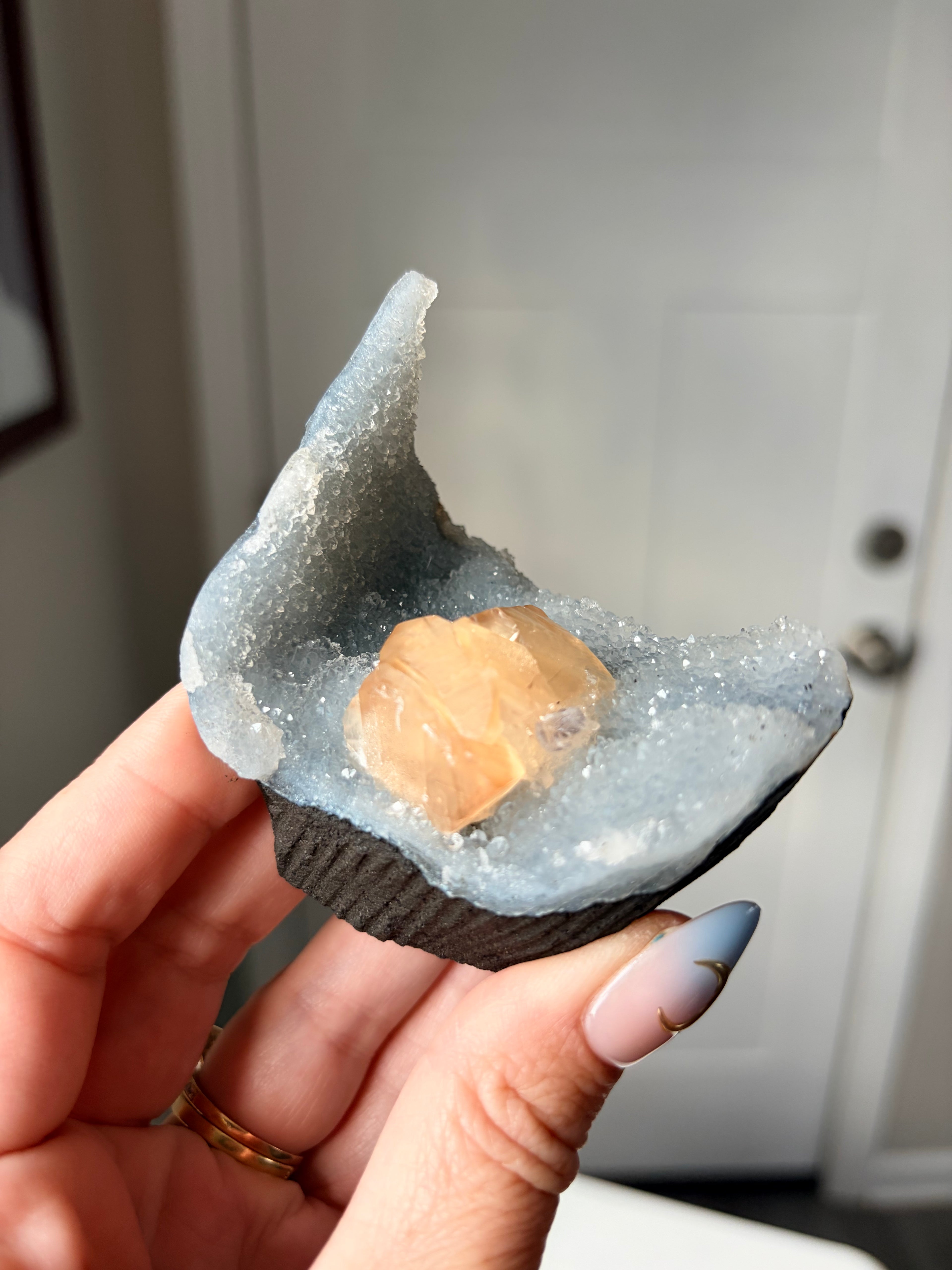 Crystallized Apophyllite on Chalcedony with Calcite Freeform