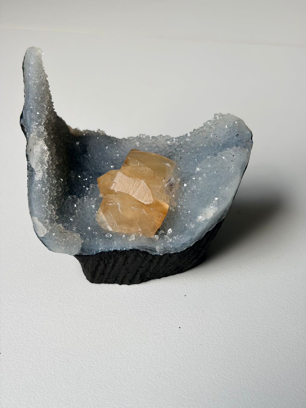 Crystallized Apophyllite on Chalcedony with Calcite Freeform