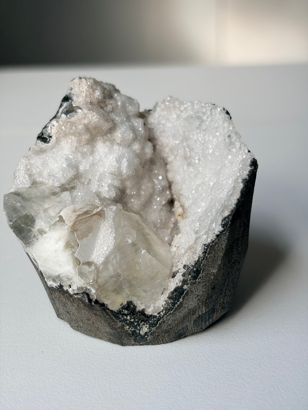 Crystallized Apophyllite on Chalcedony with Calcite Freeform