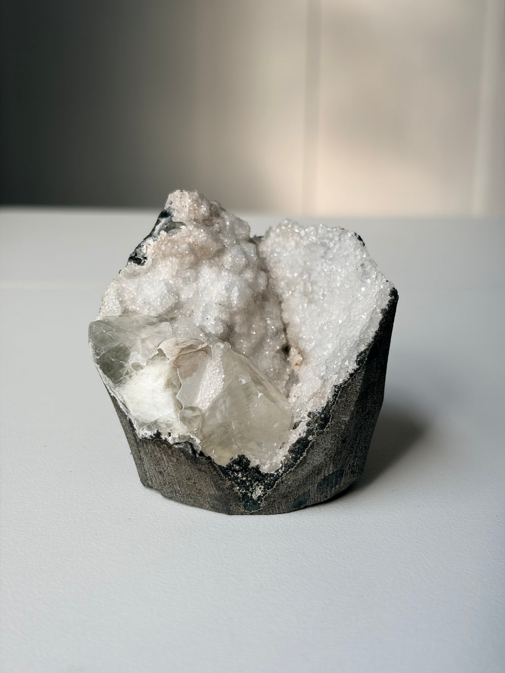 Crystallized Apophyllite on Chalcedony with Calcite Freeform